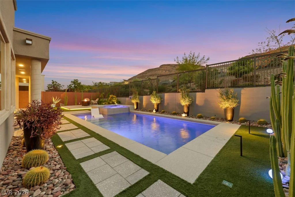 6091 Willow Rock, Las Vegas, NV 89135