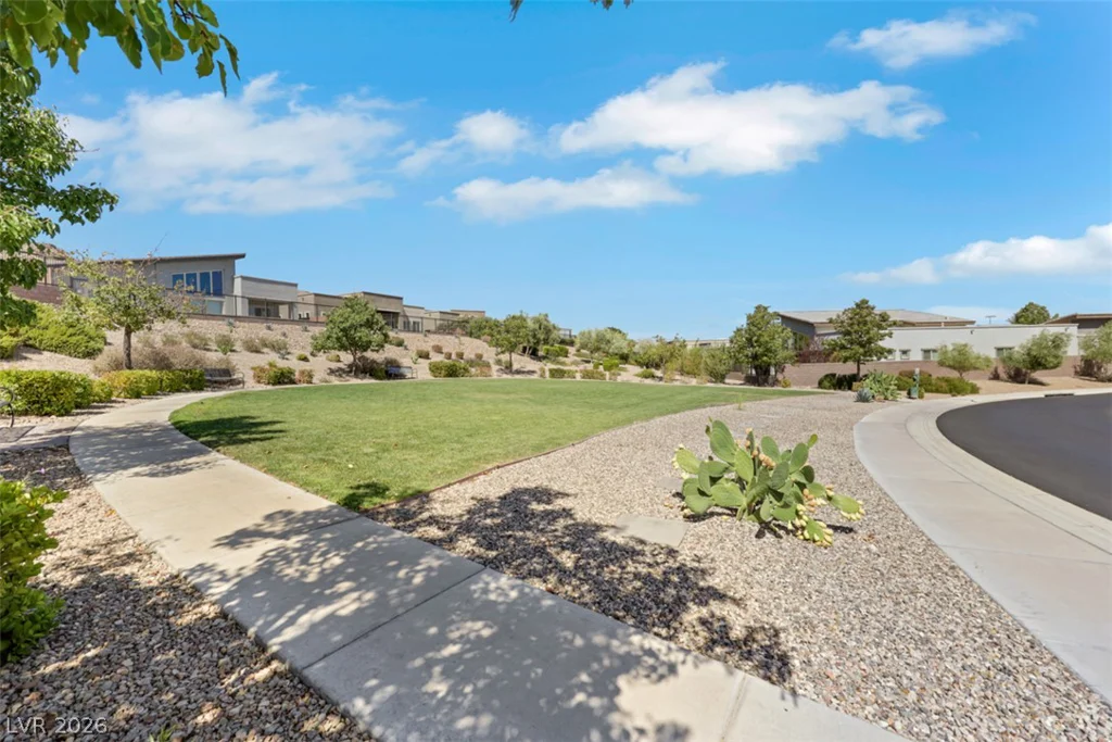 6091 Willow Rock, Las Vegas, NV 89135