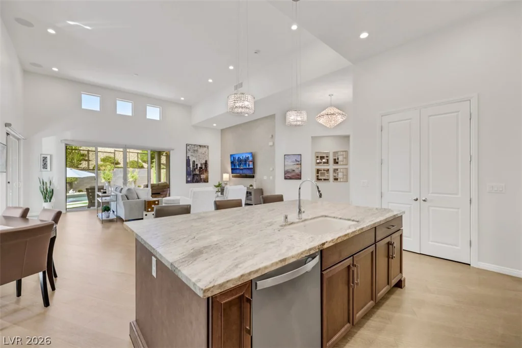 6091 Willow Rock, Las Vegas, NV 89135