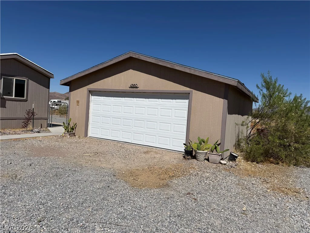 4360 Retread, Pahrump, NV 89048