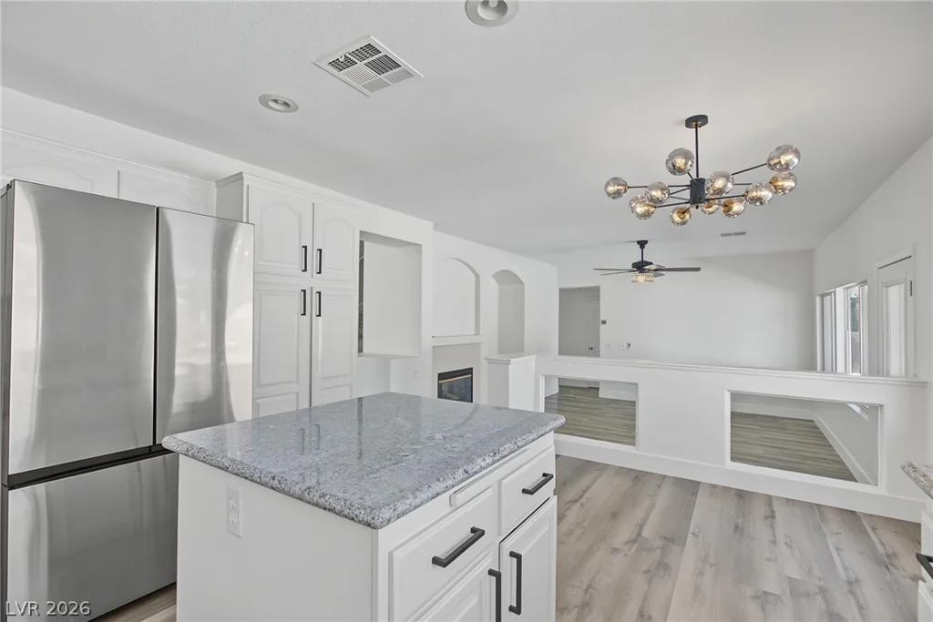 1521 Orchard Valley, Las Vegas, NV 89142
