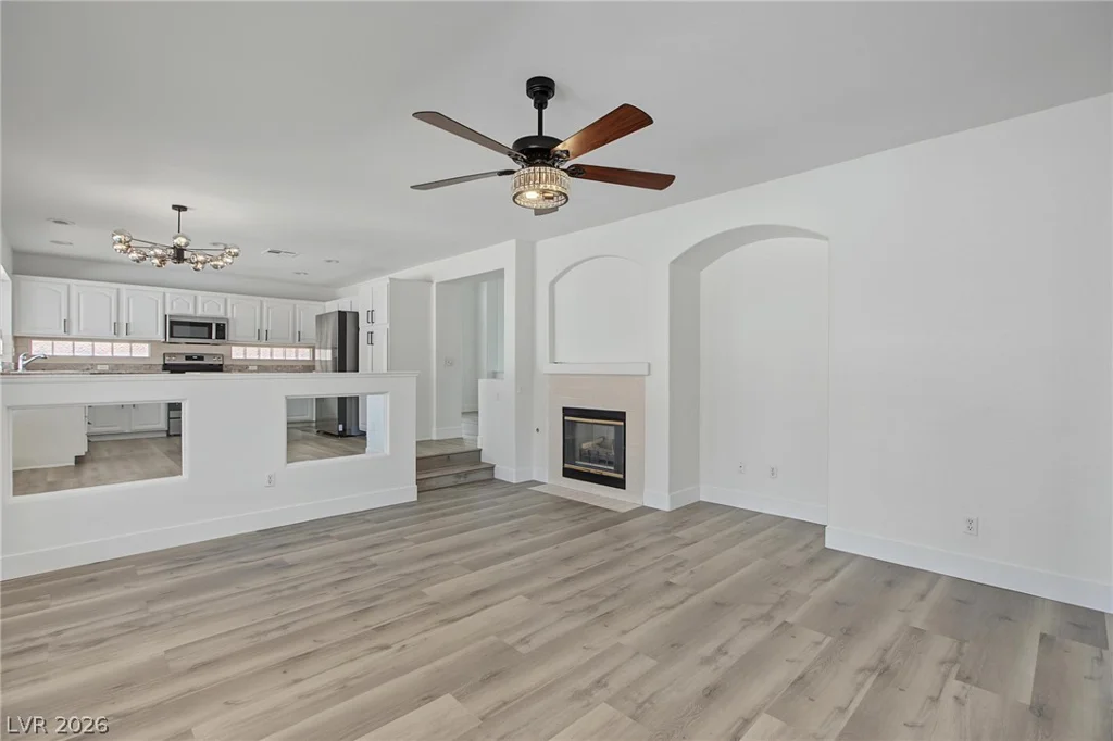 1521 Orchard Valley, Las Vegas, NV 89142