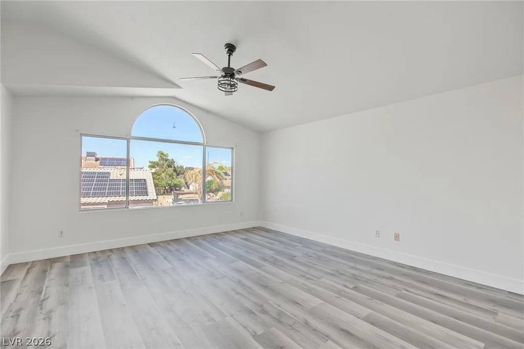 1521 Orchard Valley, Las Vegas, NV 89142