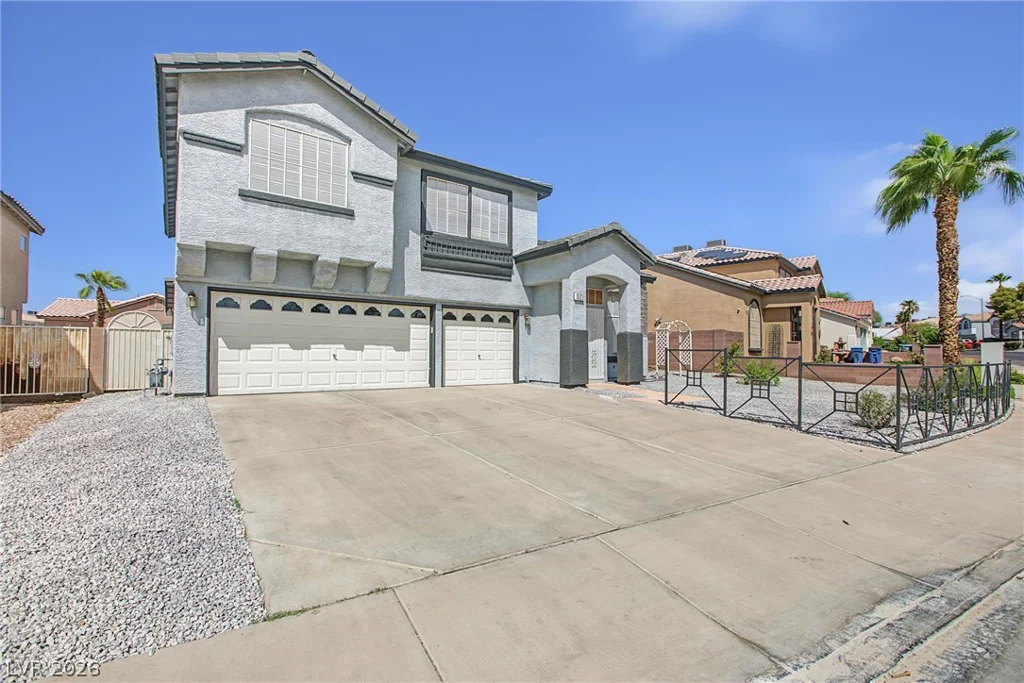 1521 Orchard Valley, Las Vegas, NV 89142