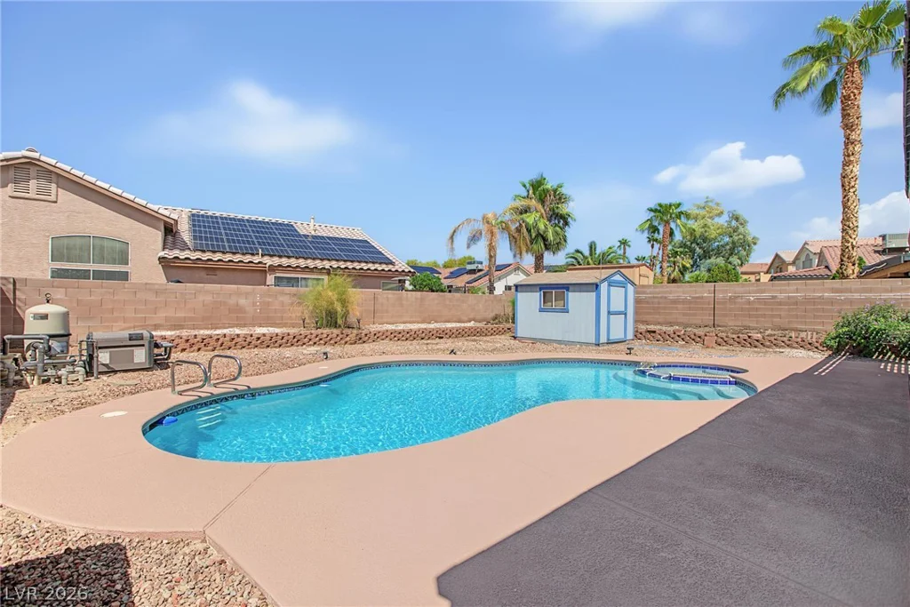 1521 Orchard Valley, Las Vegas, NV 89142