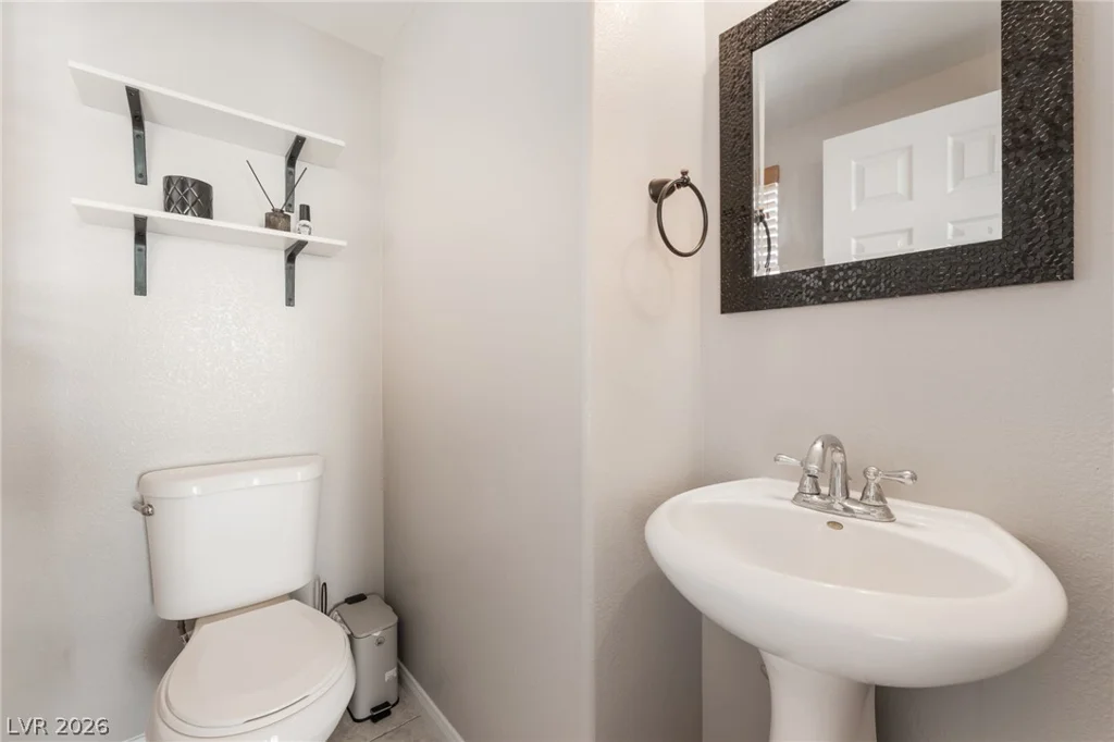 8929 James Carl, Las Vegas, NV 89149