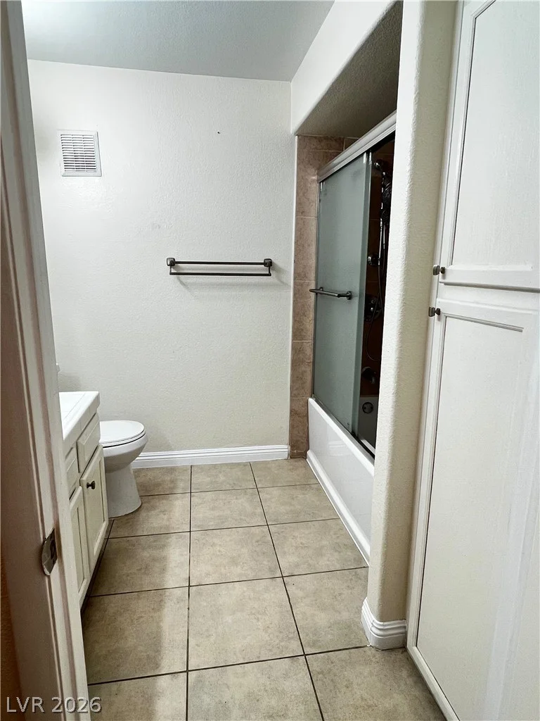 7950 Flamingo, Las Vegas, NV 89147