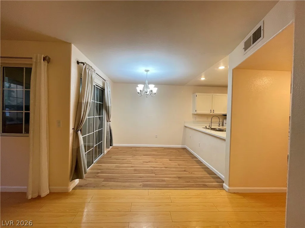 7950 Flamingo, Las Vegas, NV 89147