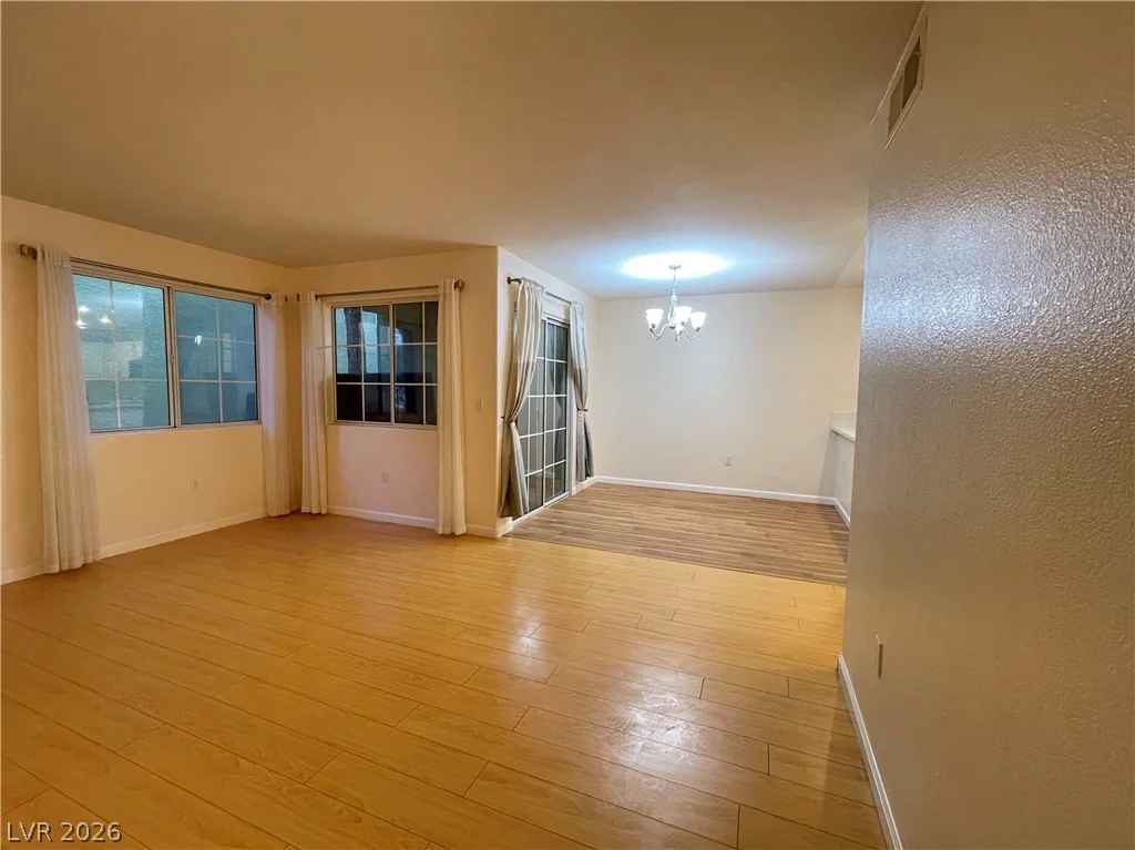 7950 Flamingo, Las Vegas, NV 89147