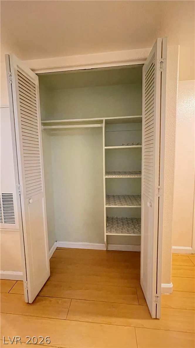 7950 Flamingo, Las Vegas, NV 89147