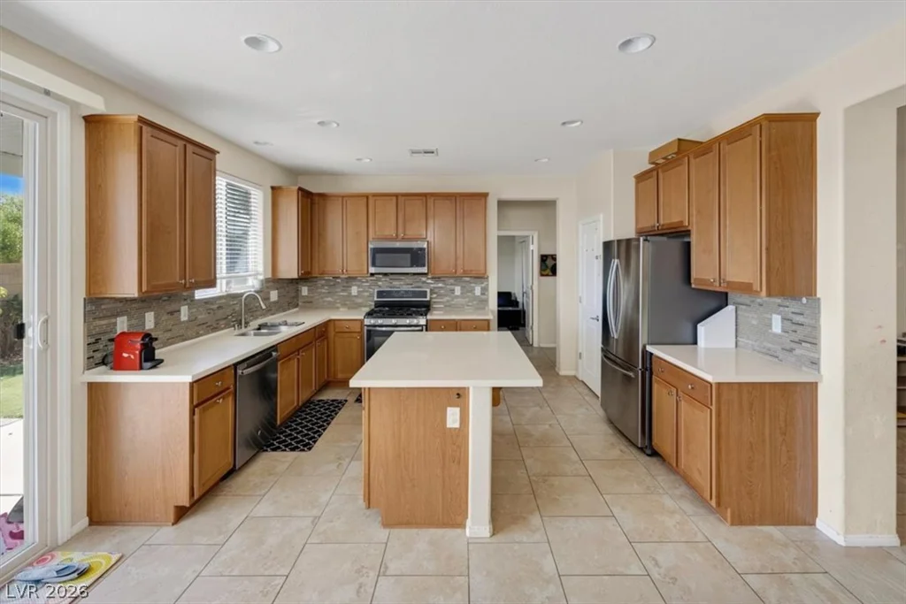 6480 Sunnyhill, Las Vegas, NV 89148