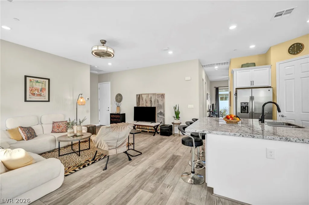 208 Bennett Pointe, Henderson, NV 89011