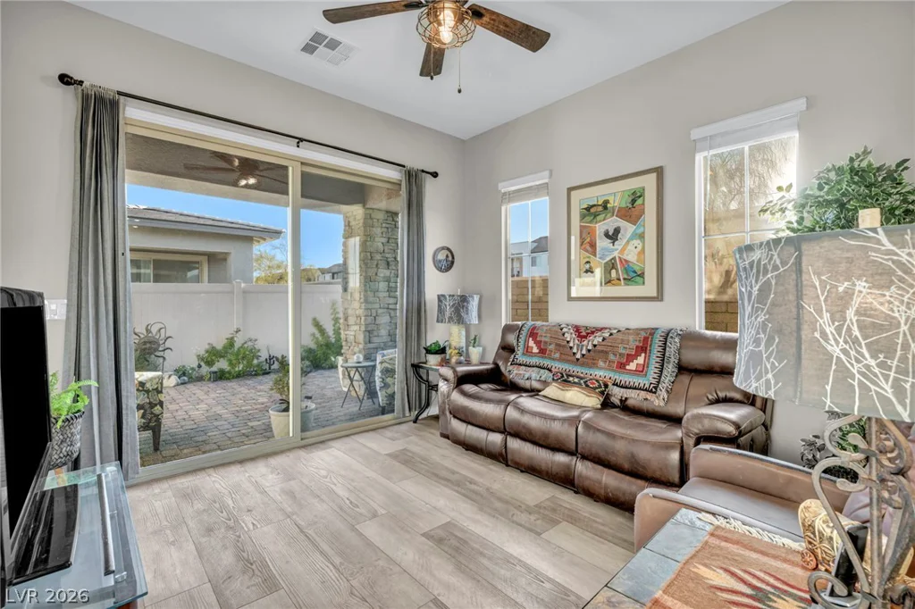 208 Bennett Pointe, Henderson, NV 89011