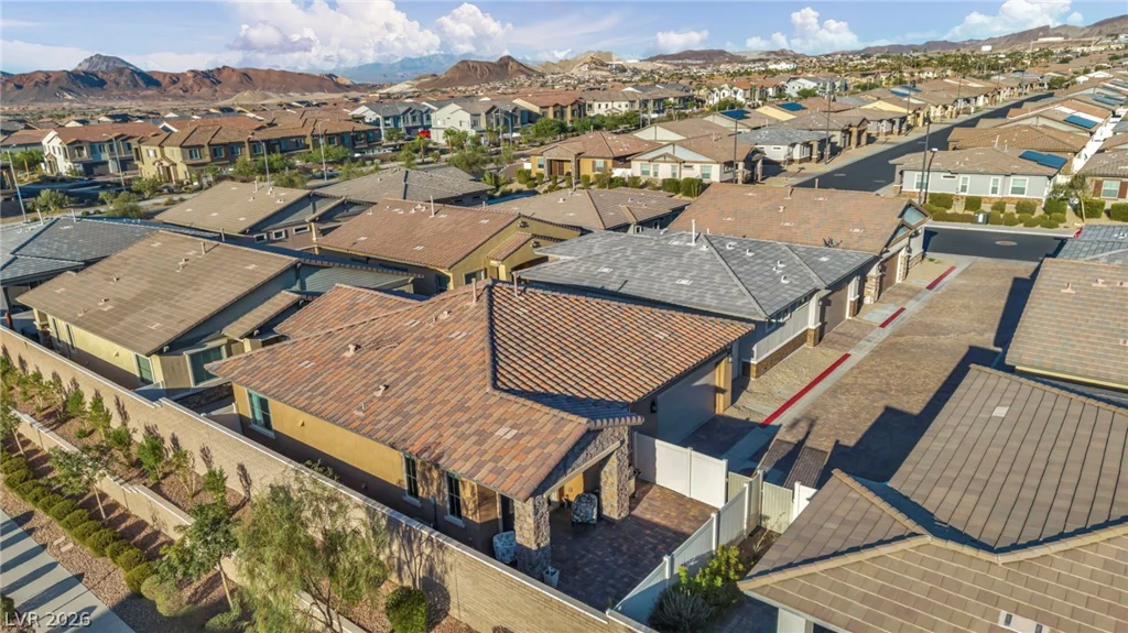 208 Bennett Pointe, Henderson, NV 89011