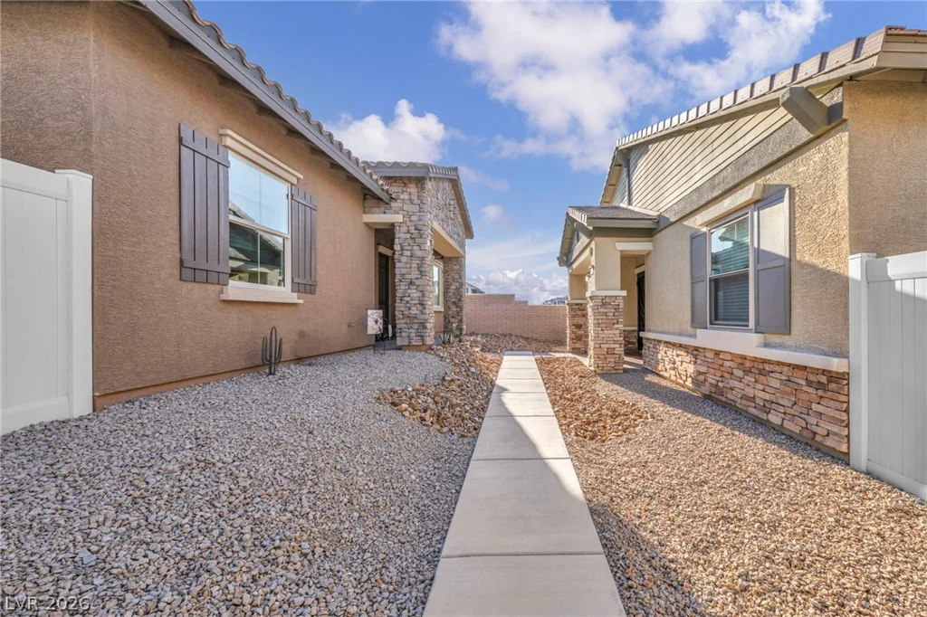 208 Bennett Pointe, Henderson, NV 89011