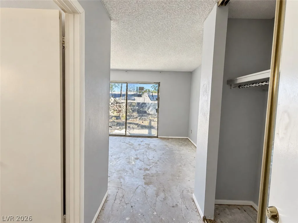 5022 Long View, Las Vegas, NV 89120