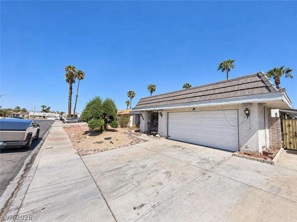 5022 Long View, Las Vegas, NV 89120