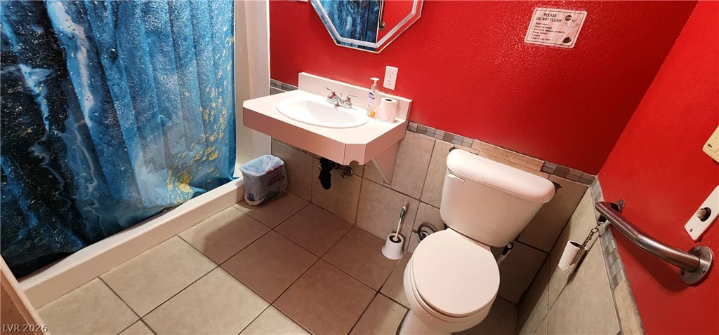 4119 Meadowglen, Las Vegas, NV 89121