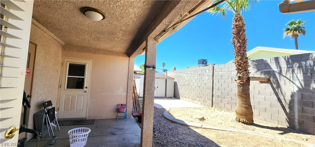 4119 Meadowglen, Las Vegas, NV 89121