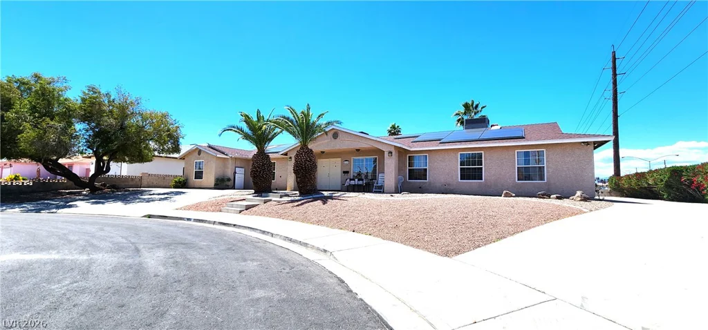 4119 Meadowglen, Las Vegas, NV 89121
