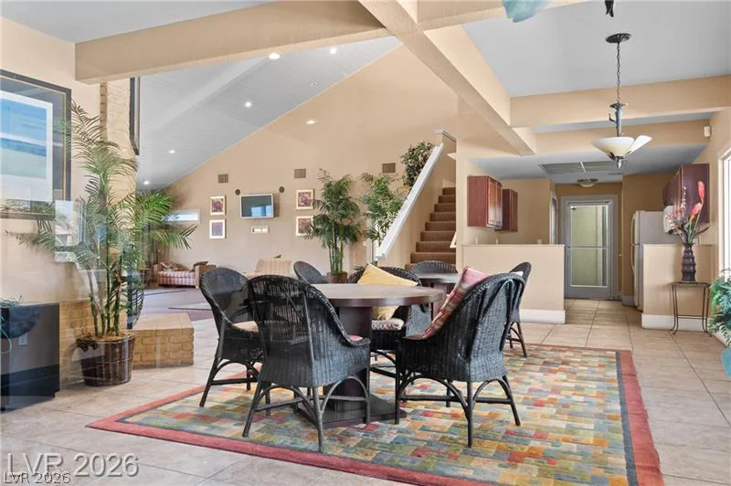 5332 River Glen, Las Vegas, NV 89103