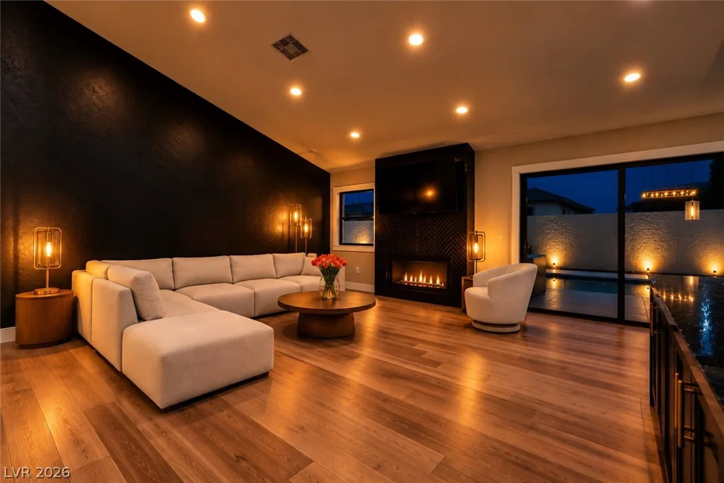 2824 Shannon River, Las Vegas, NV 89117