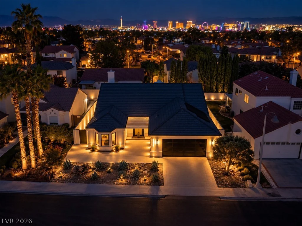 2824 Shannon River, Las Vegas, NV 89117