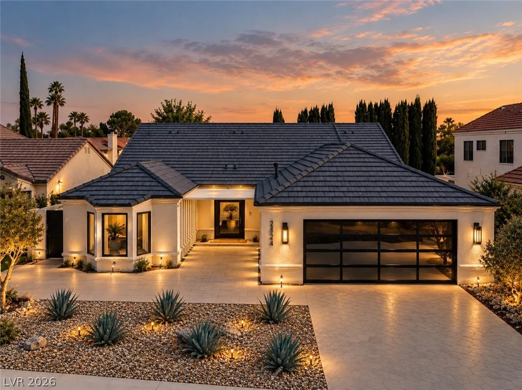 2824 Shannon River, Las Vegas, NV 89117