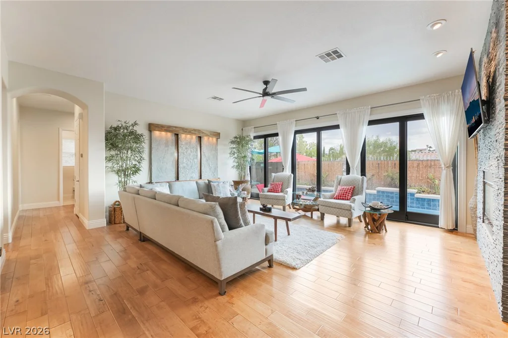 3033 Via Meridiana, Henderson, NV 89052