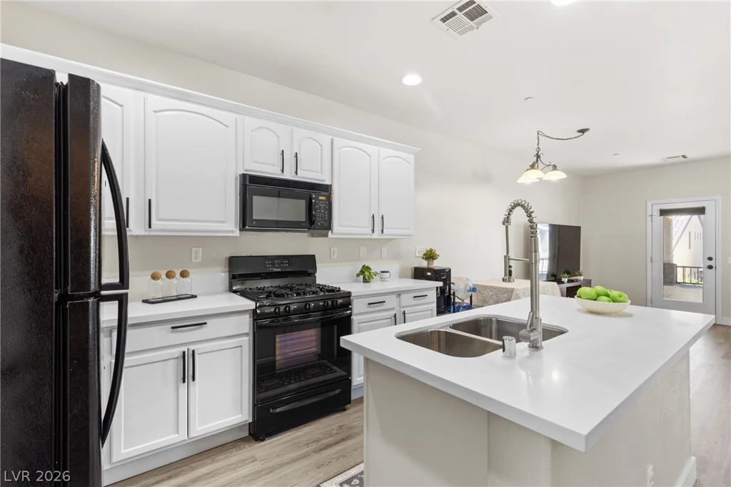 7808 Hornstone, Las Vegas, NV 89149