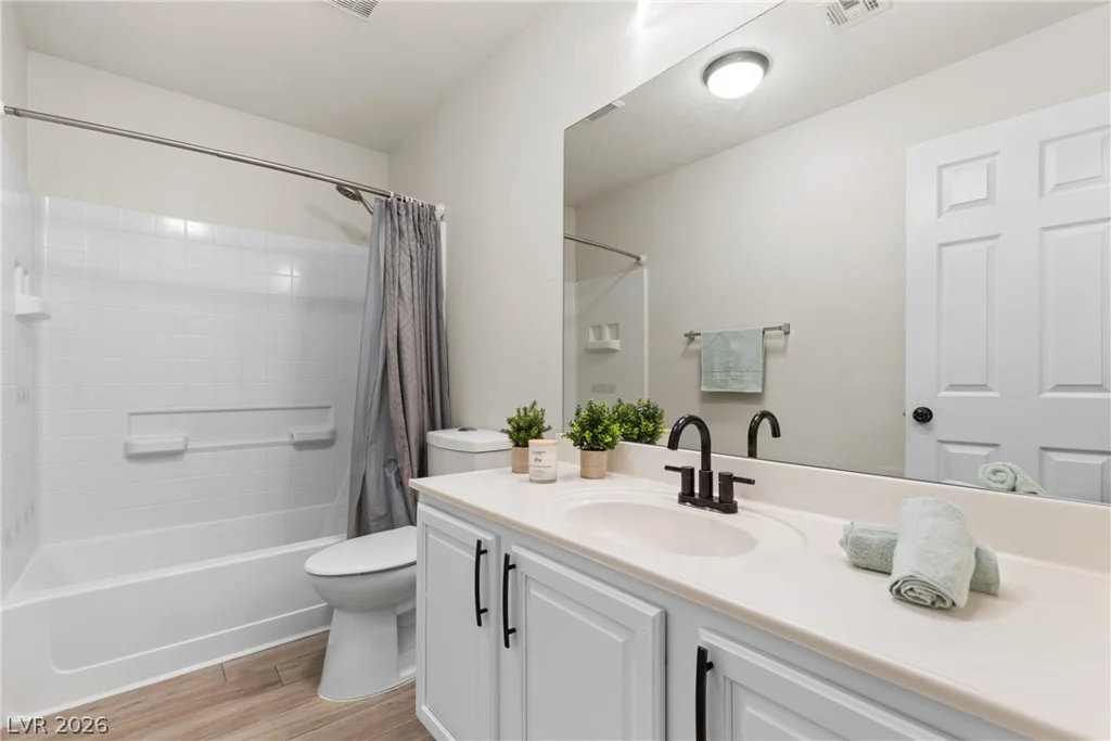 7808 Hornstone, Las Vegas, NV 89149