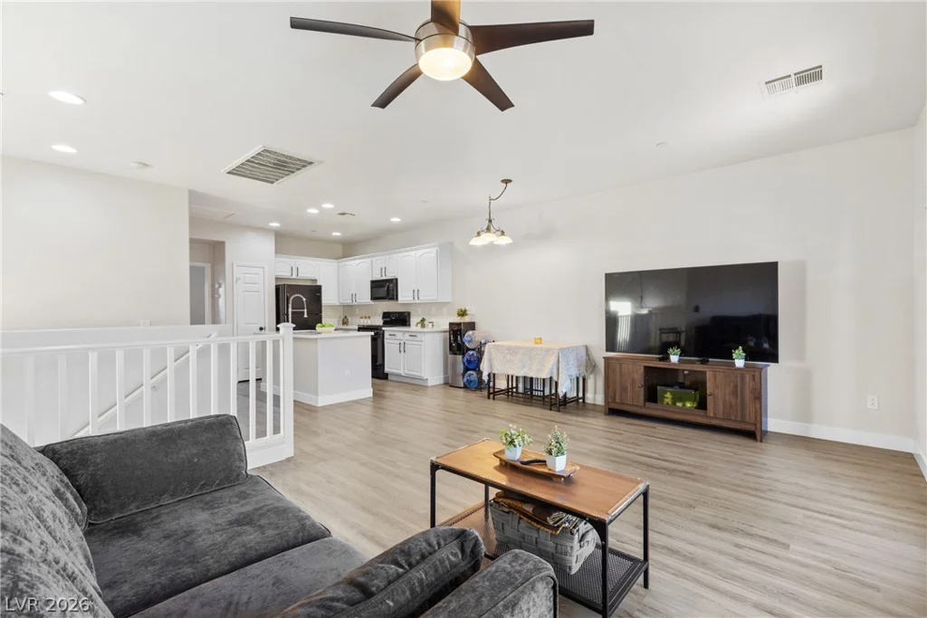 7808 Hornstone, Las Vegas, NV 89149