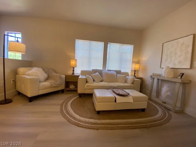 2131 Hussium Hills, Las Vegas, NV 89108
