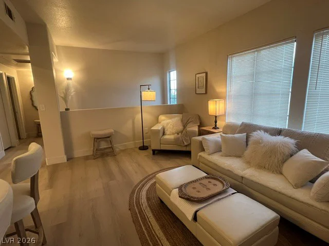 2131 Hussium Hills, Las Vegas, NV 89108