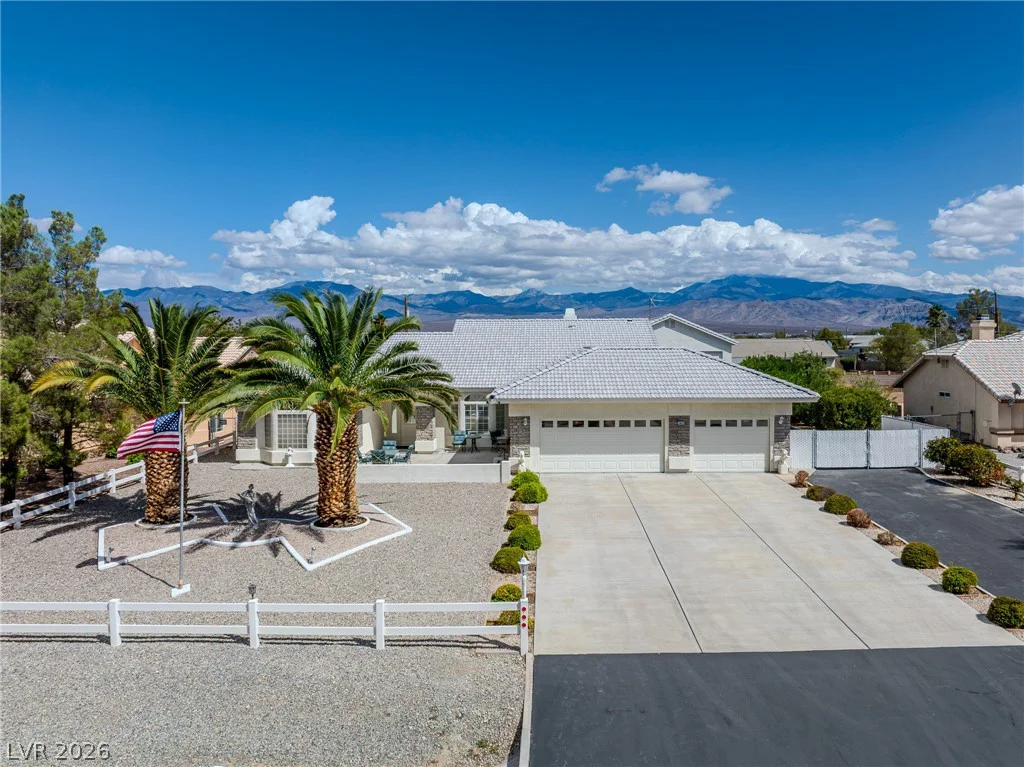 2421 Yakima, Pahrump, NV 89048