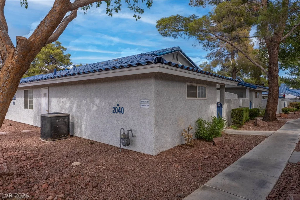 2036 Bavington, Las Vegas, NV 89108