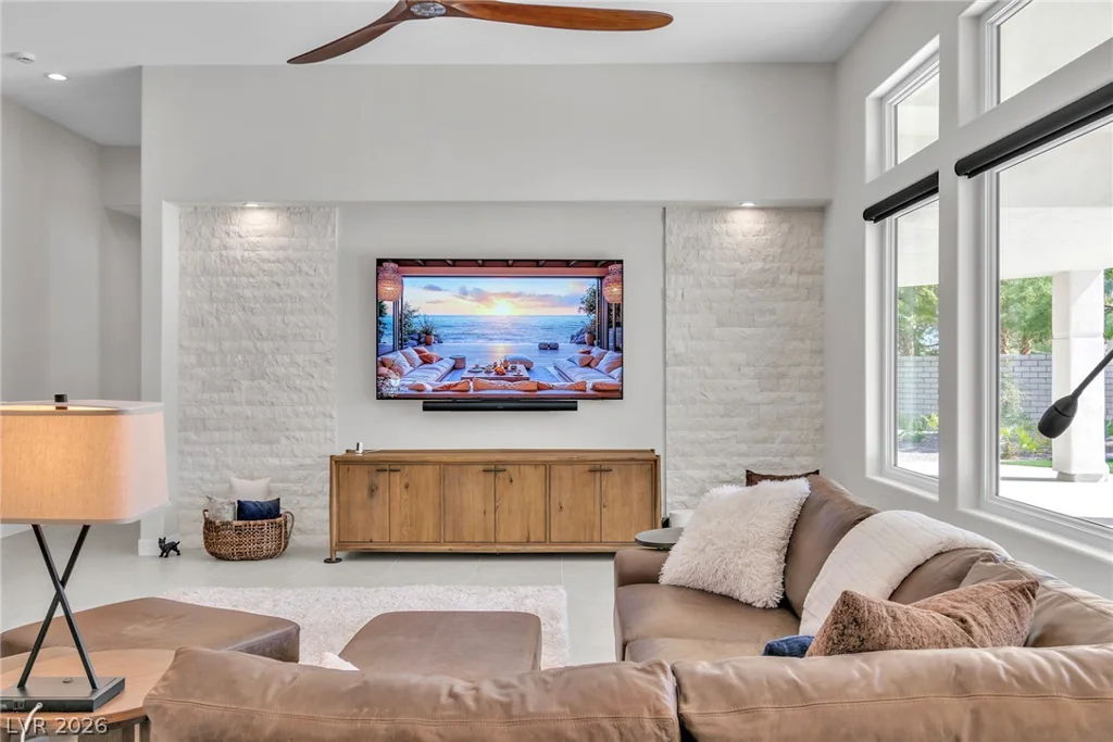 1508 Ten Palms, Las Vegas, NV 89117