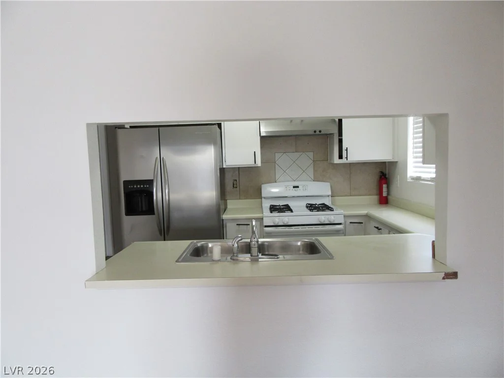 4406 Hawthorne, Las Vegas, NV 89147