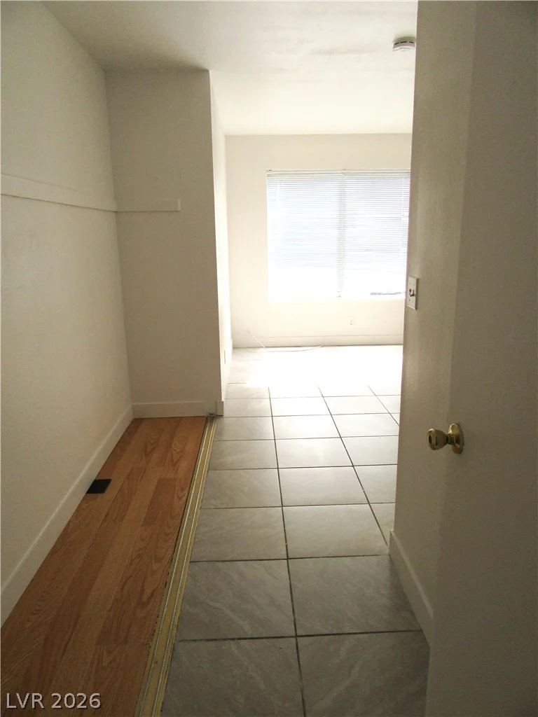 4406 Hawthorne, Las Vegas, NV 89147