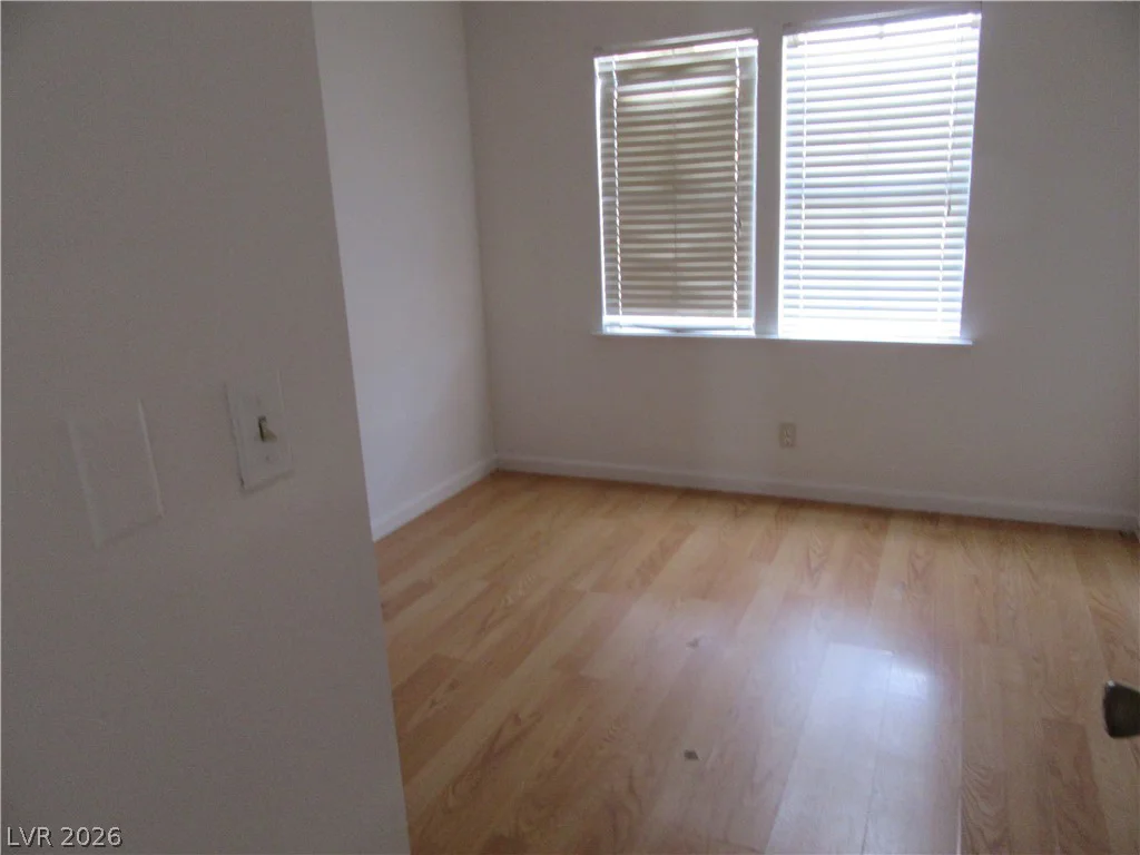 4406 Hawthorne, Las Vegas, NV 89147