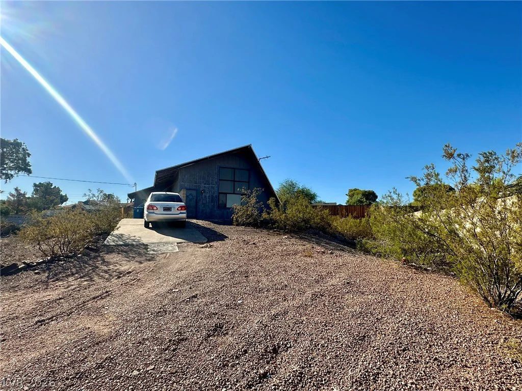 141 Country Club, Henderson, NV 89015