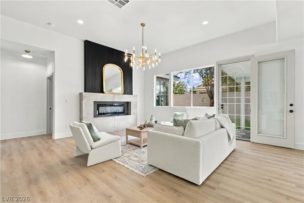 8725 Butterchurn, Las Vegas, NV 89143