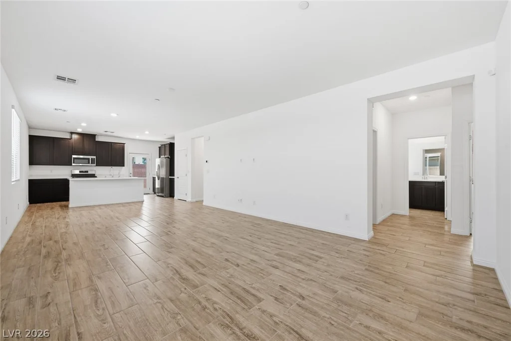 3706 Neblina, Henderson, NV 89052