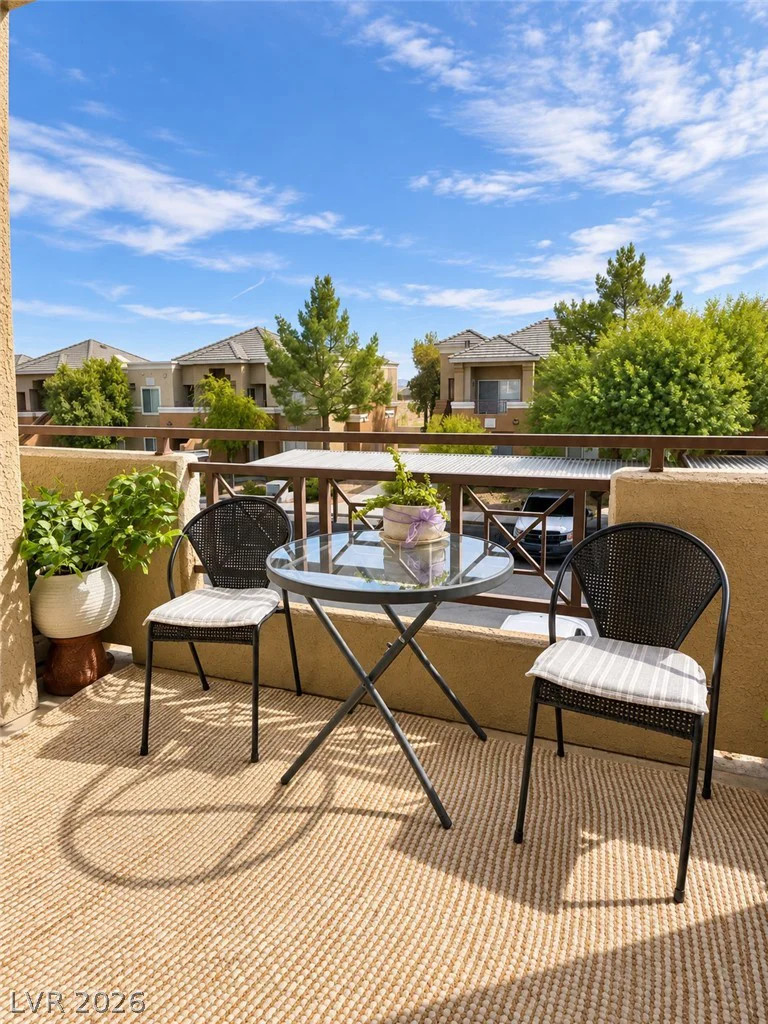 8070 Russell, Las Vegas, NV 89113