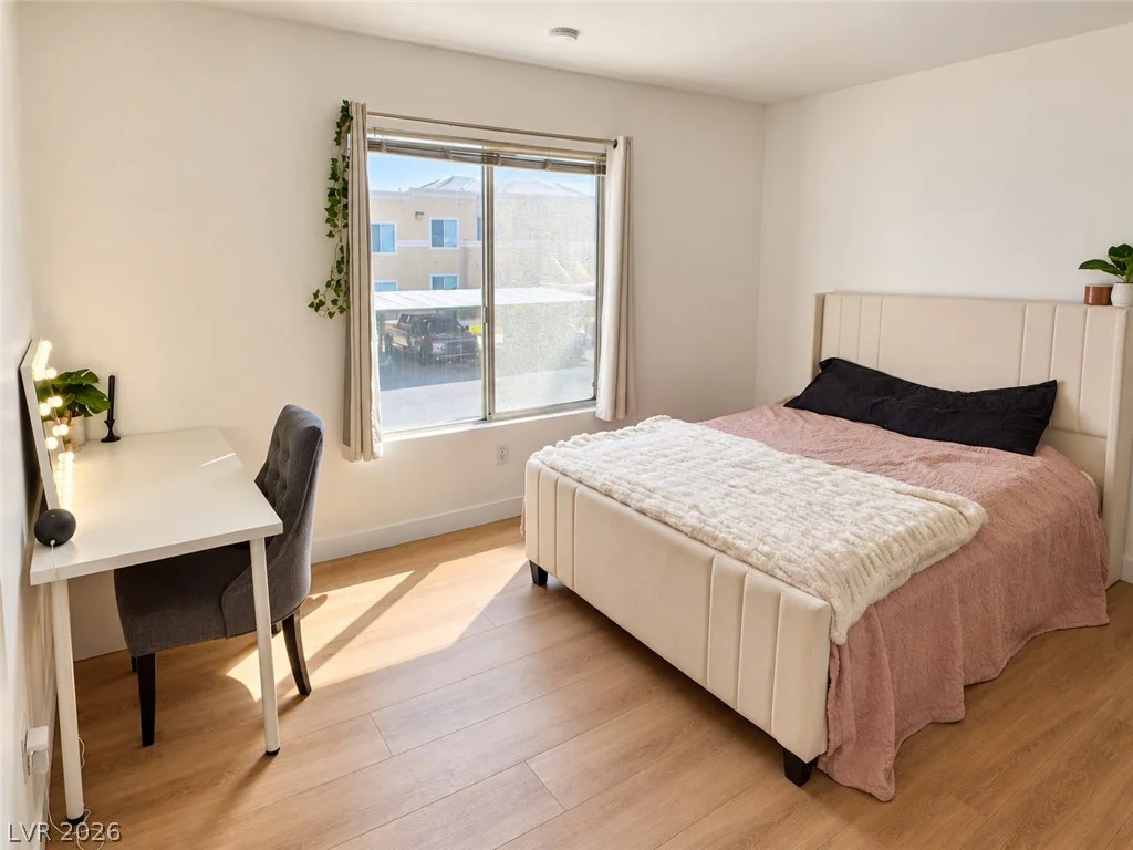 8070 Russell, Las Vegas, NV 89113