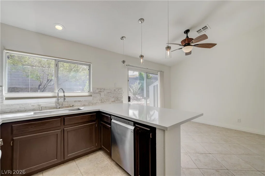 9505 Glengarry, Las Vegas, NV 89129