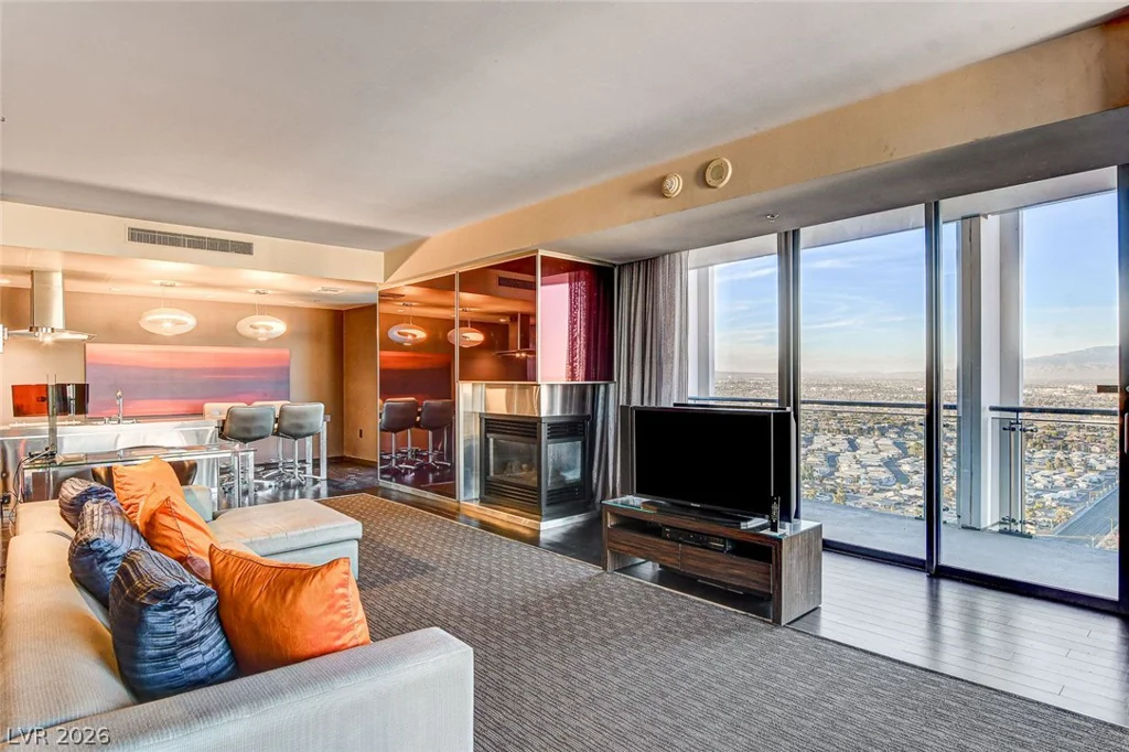 4381 Flamingo, Las Vegas, NV 89103