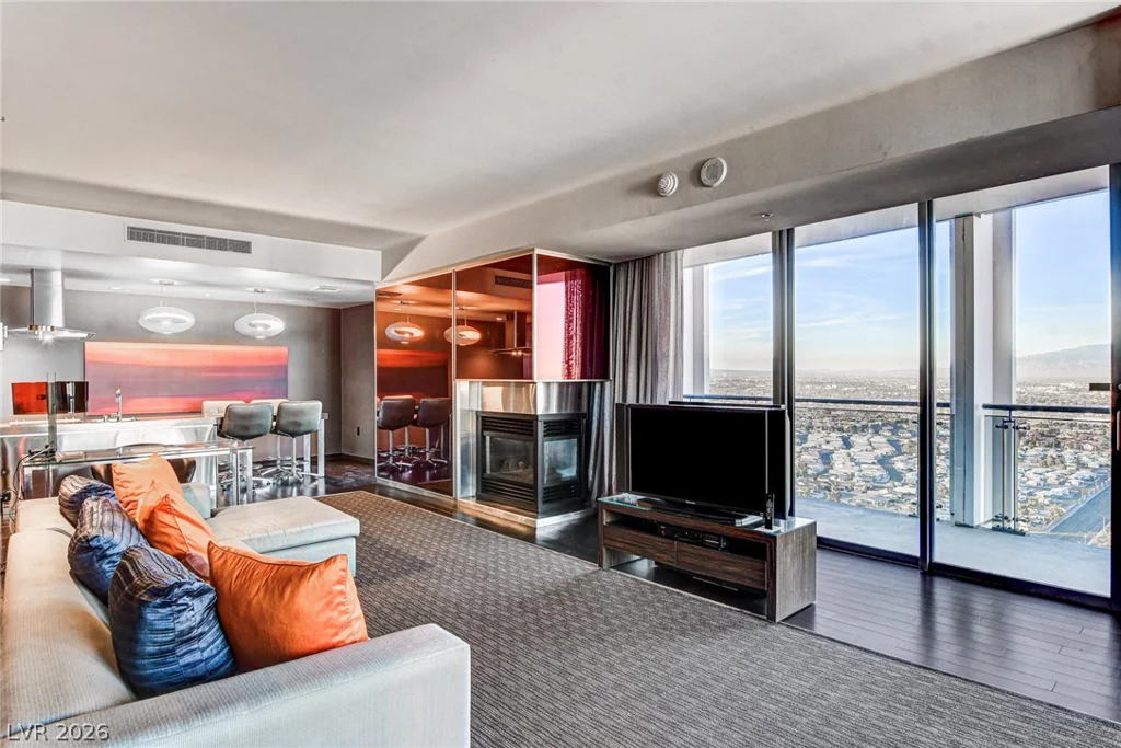 4381 Flamingo, Las Vegas, NV 89103