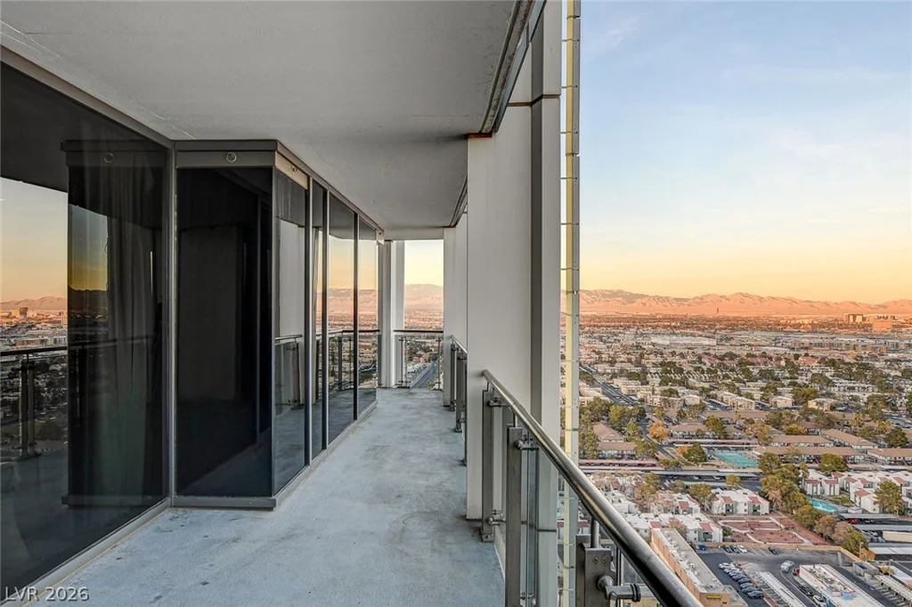4381 Flamingo, Las Vegas, NV 89103