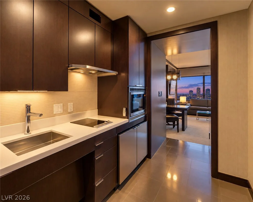 2600 HARMON, Las Vegas, NV 89109